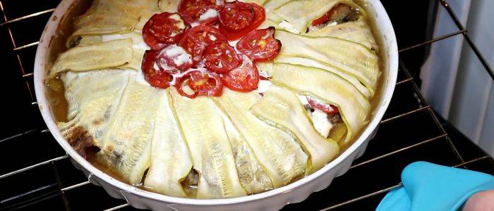 Запеканка из кабачков с фаршем в духовке