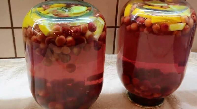 Как и сколько варить компот из вишни