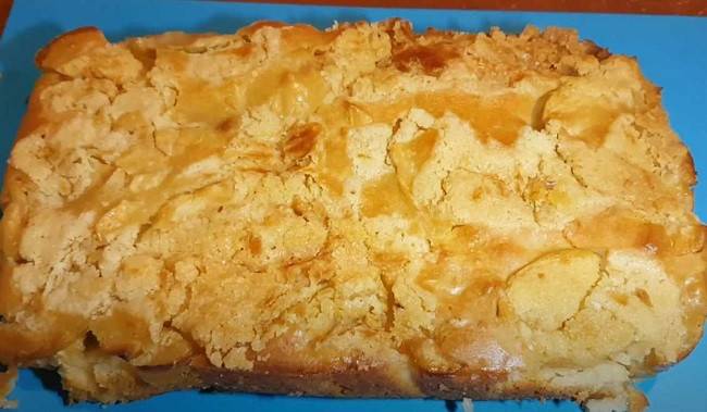 Шарлотка с творогом и яблоками рецепт с фото пошагово в духовке
