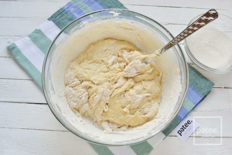 Булочки из дрожжевого теста в духовке