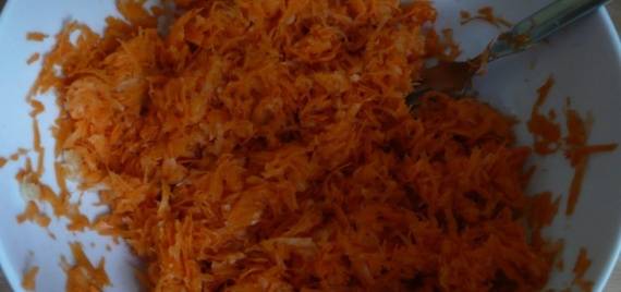 Вкусные голубцы из пекинской капусты с мясным фаршем, приготовленные в духовке по простым рецептам
