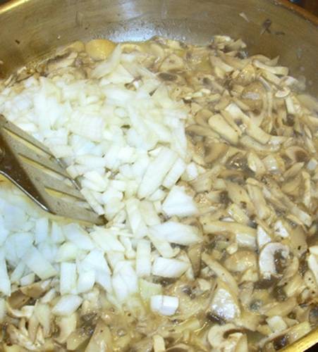 Жульен в картошке с грибами и сыром