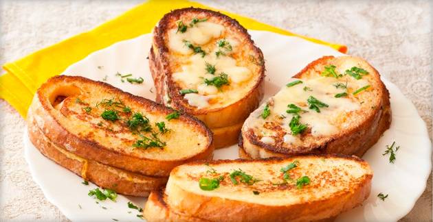 Гренки с чесноком