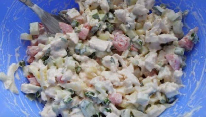 20 простых и вкусных салатов, которые подойдут на все случаи жизни