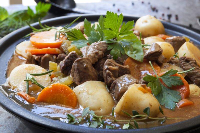 Тушеная баранина, 5 вкусных рецептов тушеной баранины