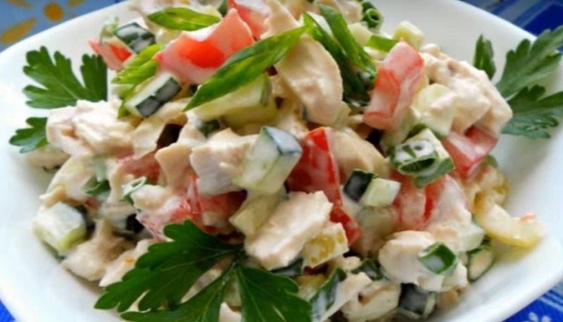 20 простых и вкусных салатов, которые подойдут на все случаи жизни