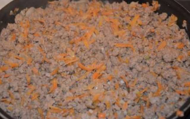 Готовим картофельный пирог с фаршем