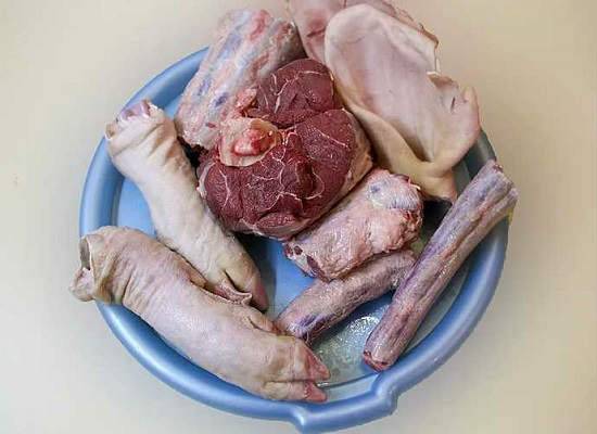 Холодец из свинины на праздничный стол