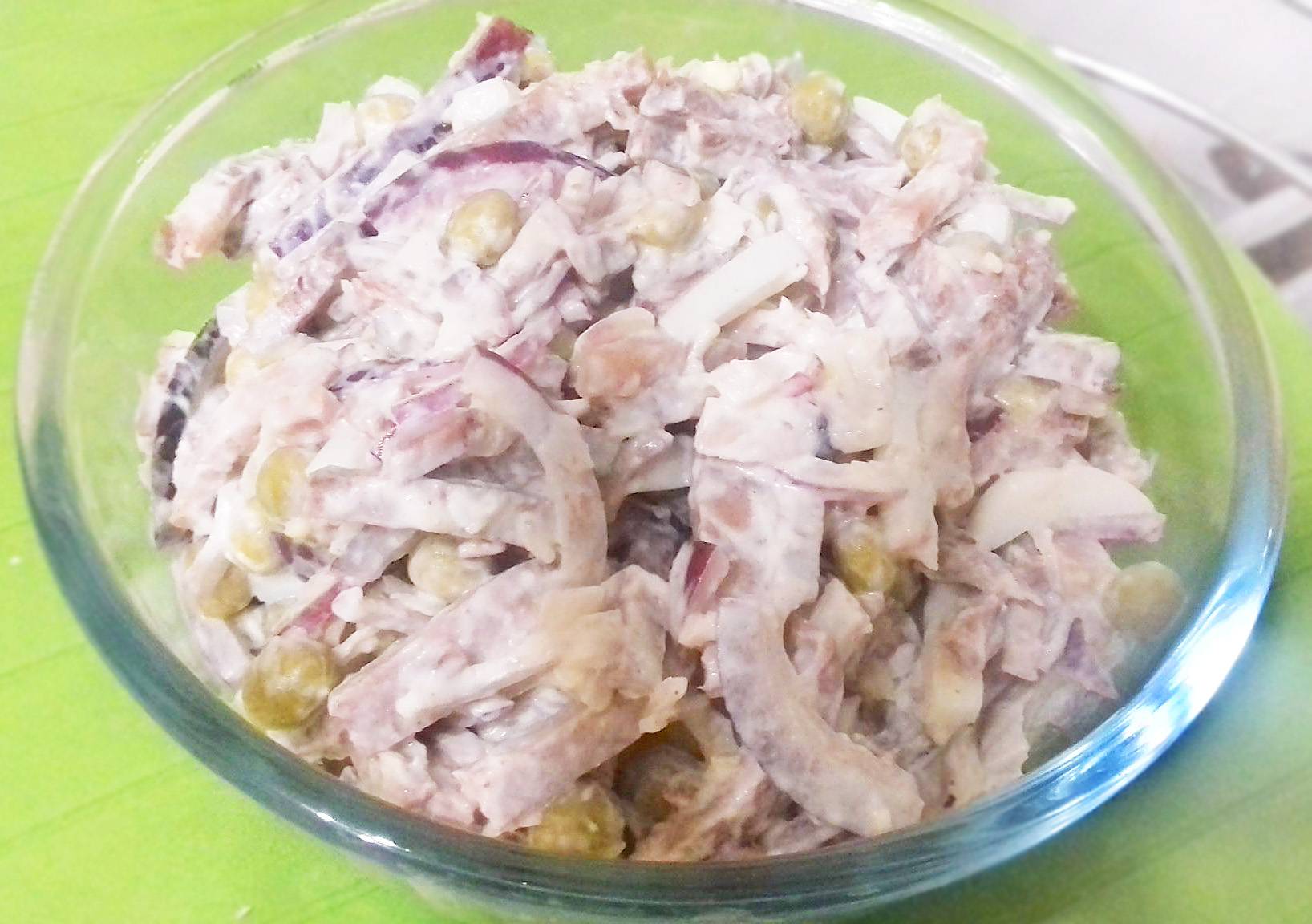 Лучшие салаты с языком: топ 25 самых вкусных и простых салатов со свиным и говяжьим языком с пошаговыми фото и видео рецептами