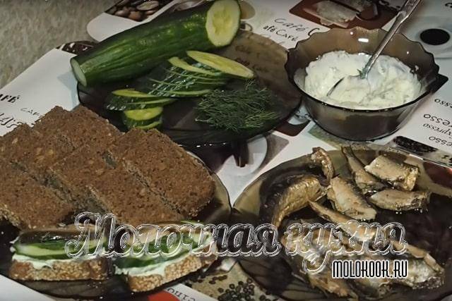Черная зубная паста