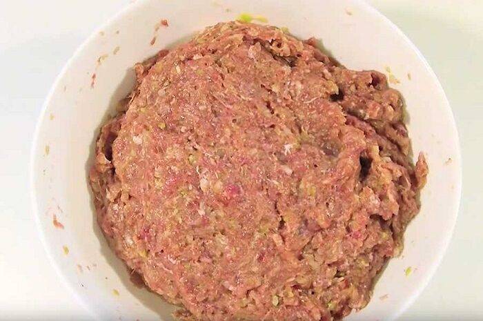 Самые вкусные рецепты сочных котлет из куриного фарша, жаренных на сковороде