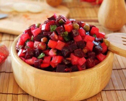 Вкусные слоеные салаты к празднику и на каждый день