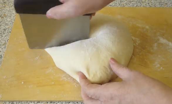 Пошаговый рецепт пирога из слоеного теста с мясом