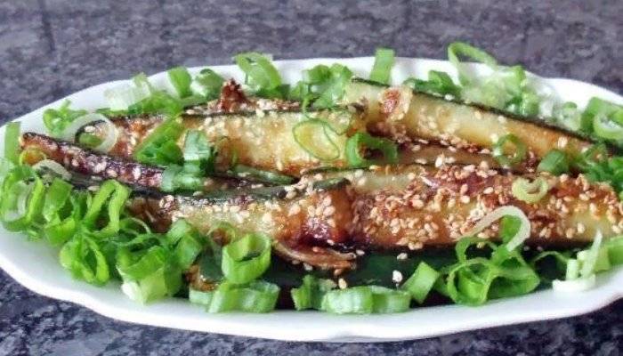 Как приготовить жареные свежие огурцы