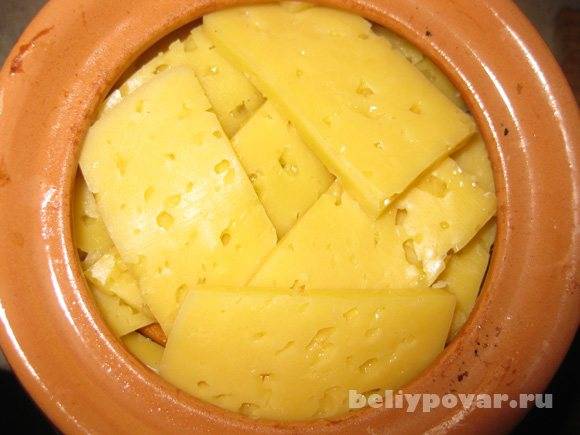 Жульен в картошке с грибами и сыром