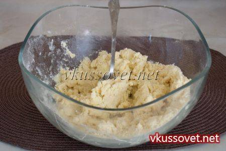Киш с курицей, грибами и брокколи