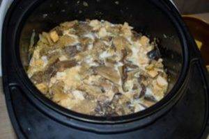 Готовим жульен с курицей и грибами в духовке (в кокотницах, на противне, в горшочках и в форме для запекания)