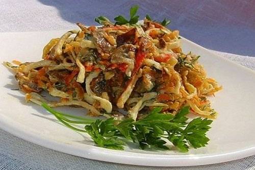 Салат с крабовым мясом