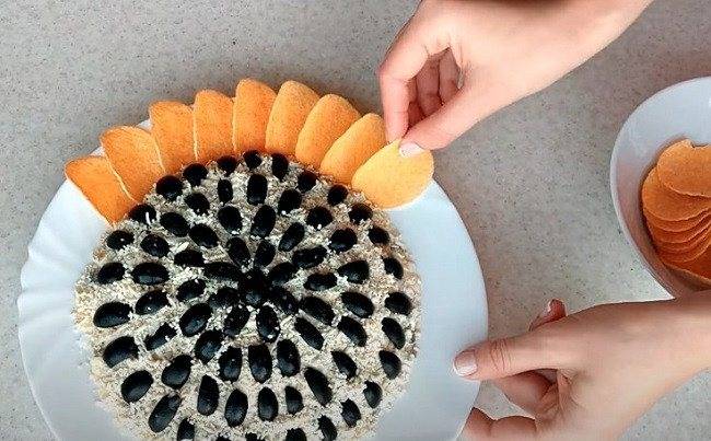 Салат из пекинской капусты