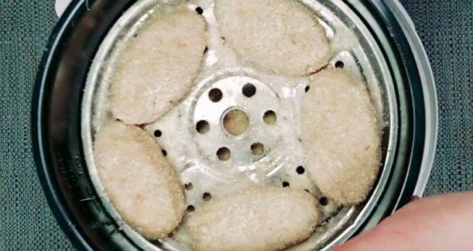 10 рецептов очень сочных куриных котлет на пару