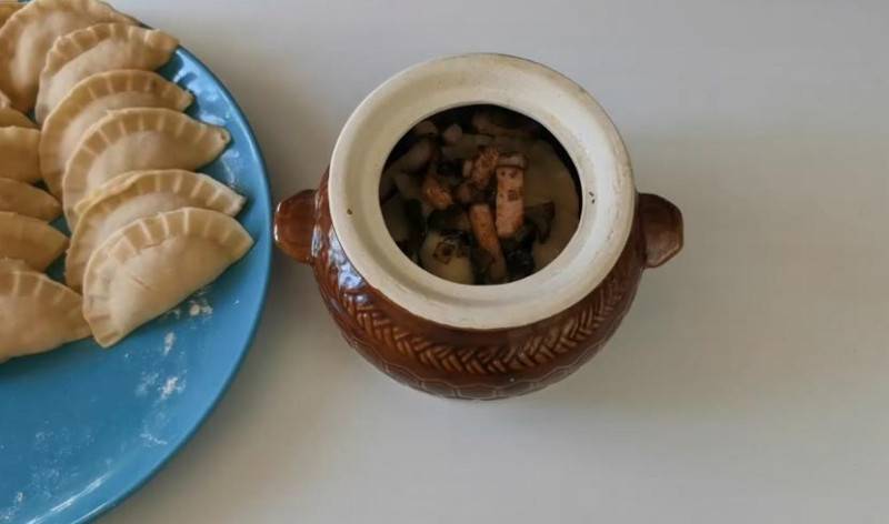 Вареники с картошкой и салом