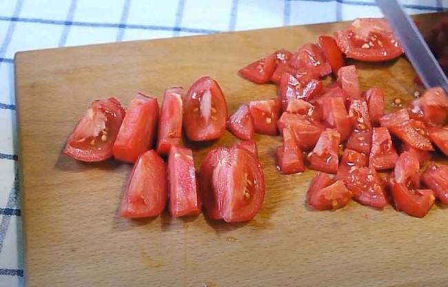 Салат с консервированным тунцом. 9 очень вкусных рецептов с фото