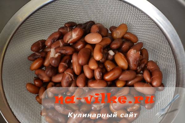 Салат сыр с чесноком и яйцом