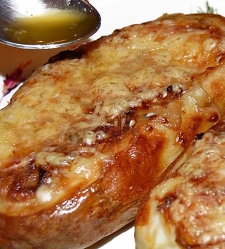 Жульен в картошке с грибами и сыром