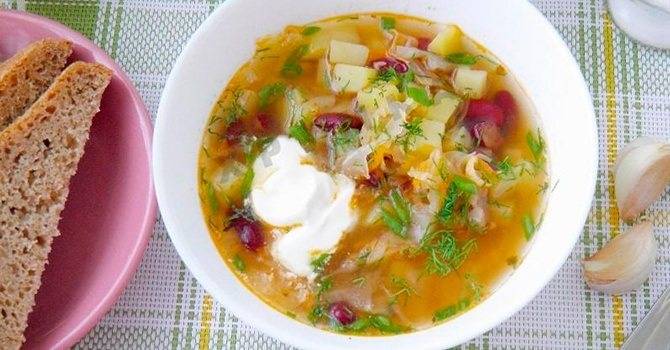 Как приготовить щи из свежей капусты с консервированной фасолью