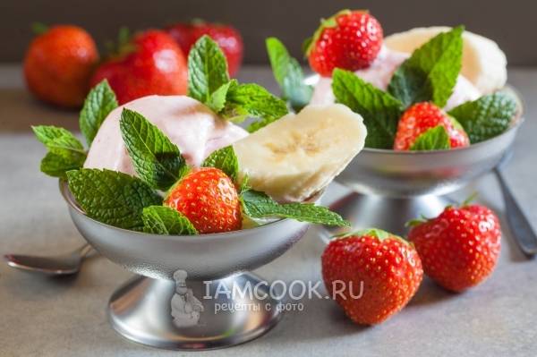 Клубнично-банановое мороженое