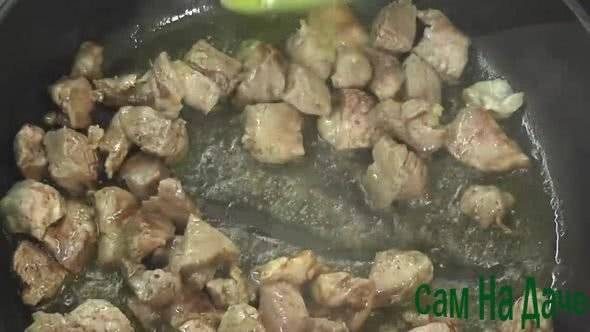 Жаркое по-домашнему из свинины и картофеля: 9 популярных рецептов
