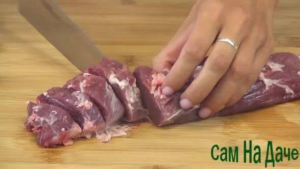 Жаркое по-домашнему из свинины и картофеля: 9 популярных рецептов