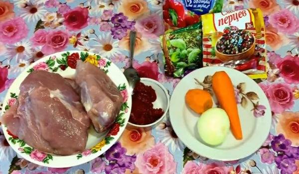 Подливка из свинины: с луком, томатом, сметаной, мукой, бефстроганов