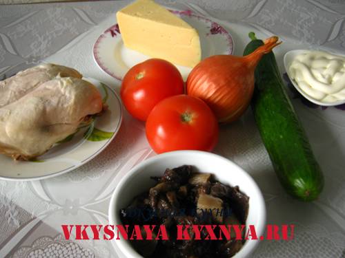 Салат “клубничка”