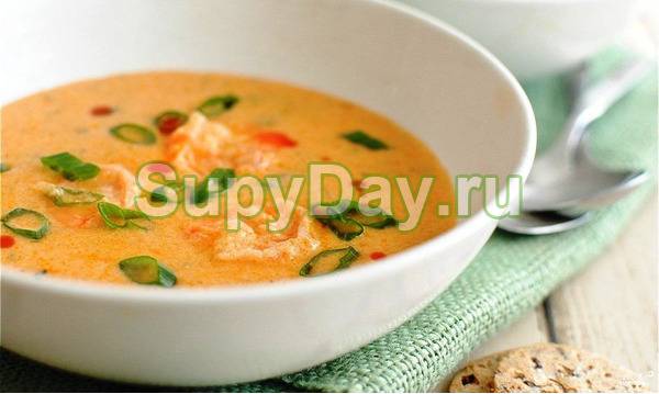 Рыбный суп со сливками и овощами