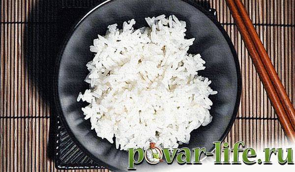 Куриная грудка в сметанном соусе с кунжутом
