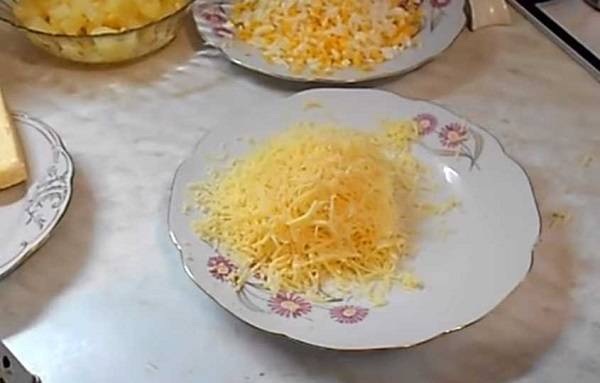 Салаты с ананасами