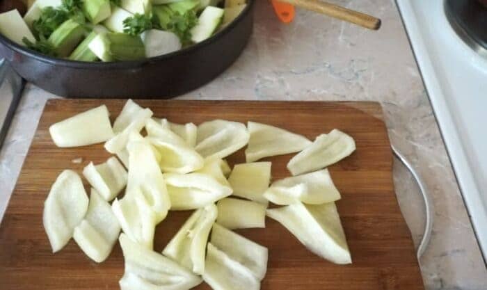 Овощное рагу со свининой в мультиварке с незабываемым вкусом!