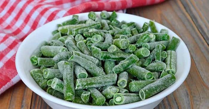 20 вкусных салатов с тунцом, которые удивят ваших гостей