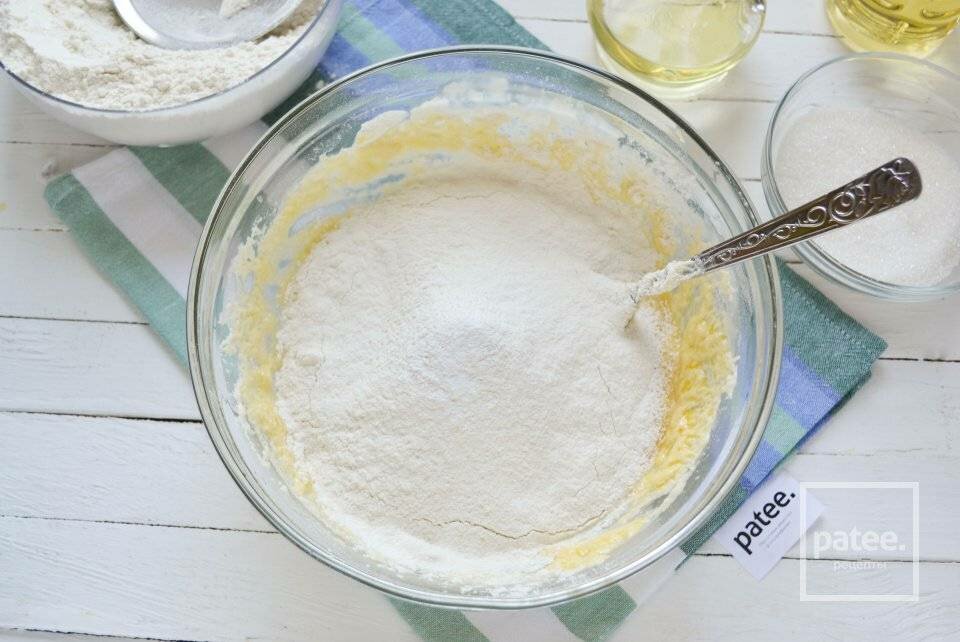 Булочки из дрожжевого теста в духовке