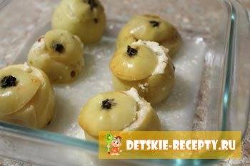 Печеные яблоки с творогом в духовке: рецепты приготовления диетического десерта