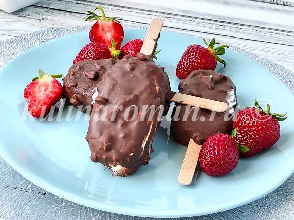 Шоколадное мороженое: рецепт с шоколадной крошкой, из какао, со сливками
