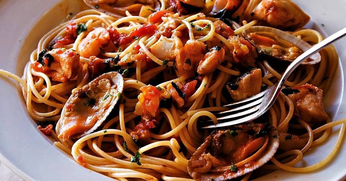 Паста с морепродуктами в сливочном соусе - калейдоскоп изысканных закусок для шикарного меню: рецепт с фото