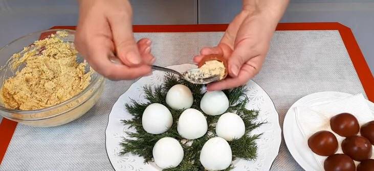 Простые и вкусные закуски на праздничный стол. 11 пошаговых рецептов приготовления