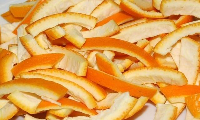 Цукаты из мандариновых корок в домашних условиях: рецепт пошагового приготовления