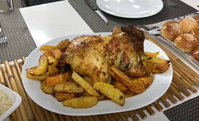 Курица кусочками в духовке