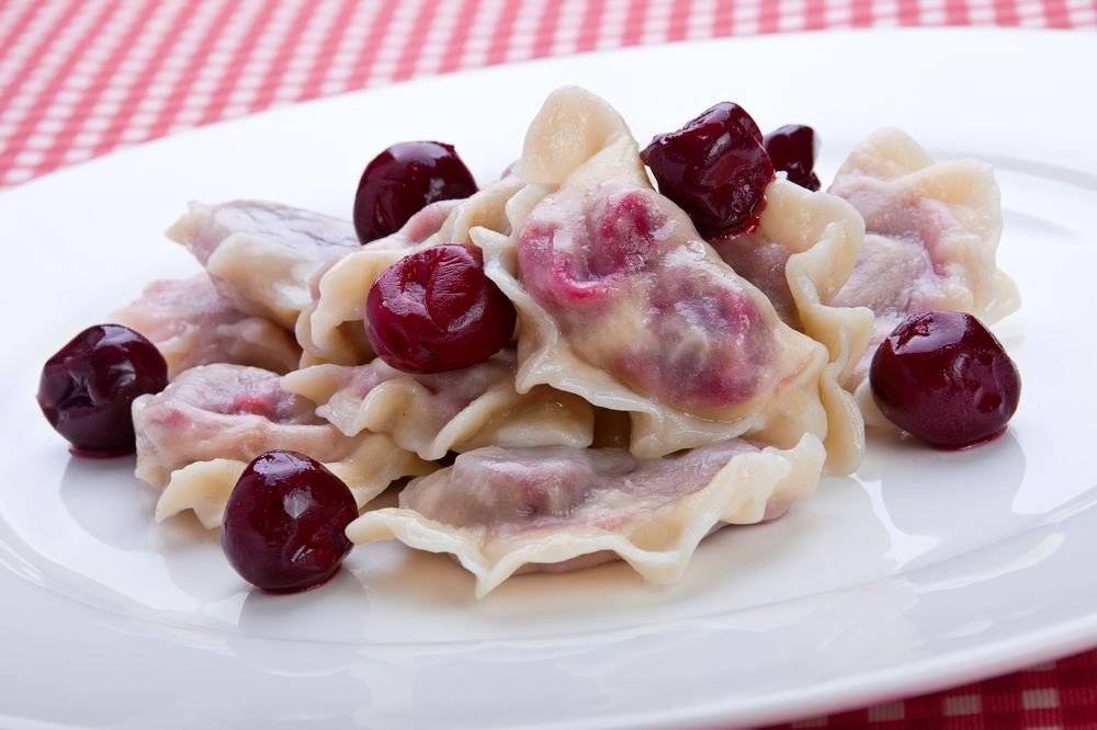 Вареники с вишней – лучшие рецепты пошагово!