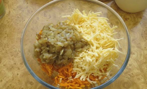 Пошаговый рецепт пирога из слоеного теста с мясом