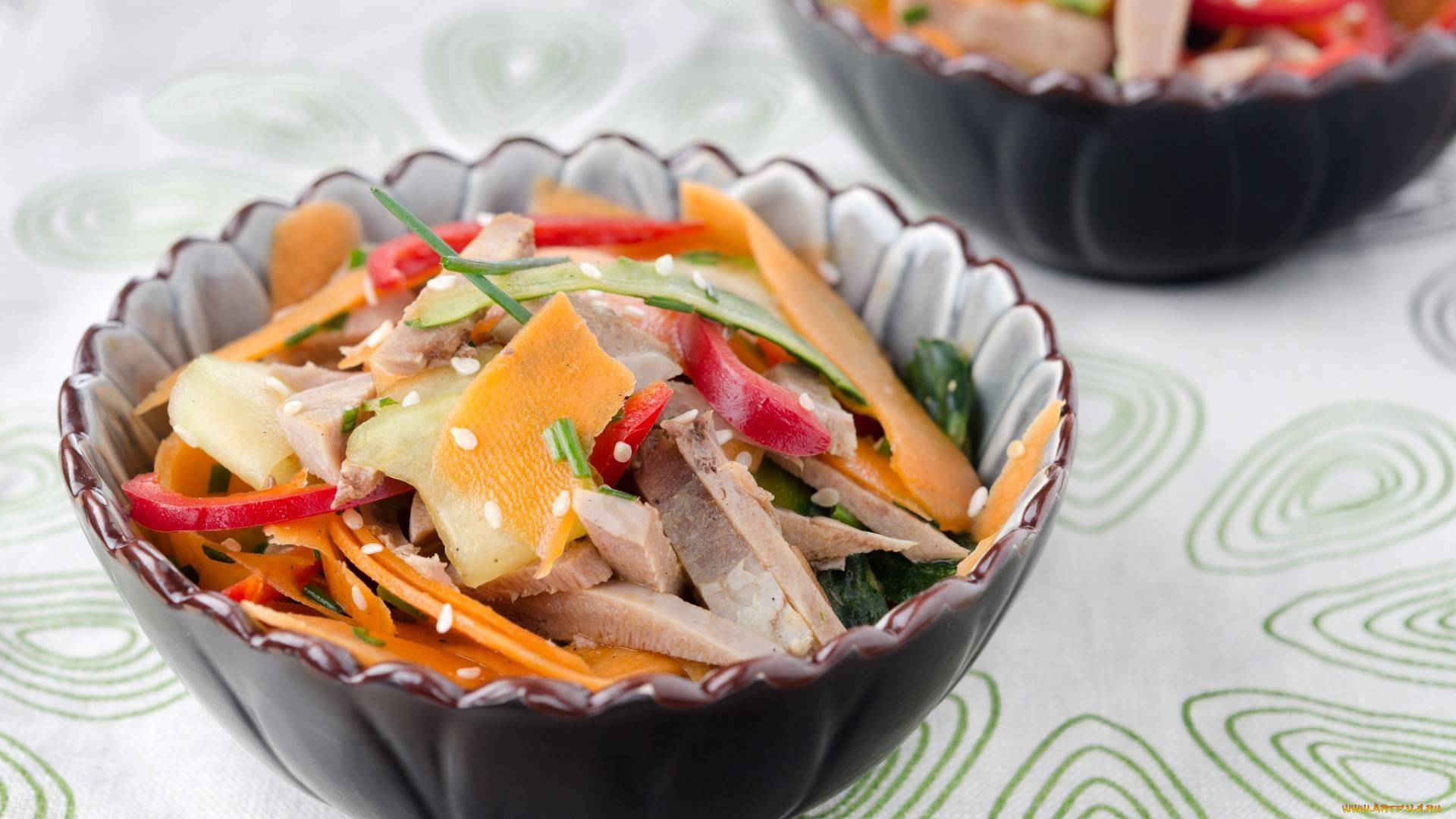 Лучшие салаты с языком: топ 25 самых вкусных и простых салатов со свиным и говяжьим языком с пошаговыми фото и видео рецептами