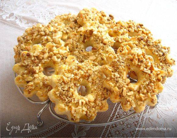 Песочное печенье кольцо с арахисом